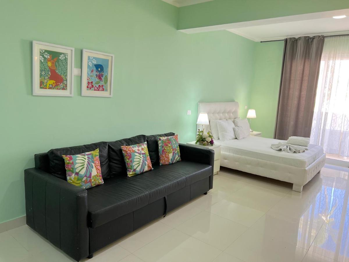 Vacation Studios With Rooftop Pool, Beach Club, Spa, Restaurants - Ducassi Collection - Playa Los Corales Punta Cana Exterior photo