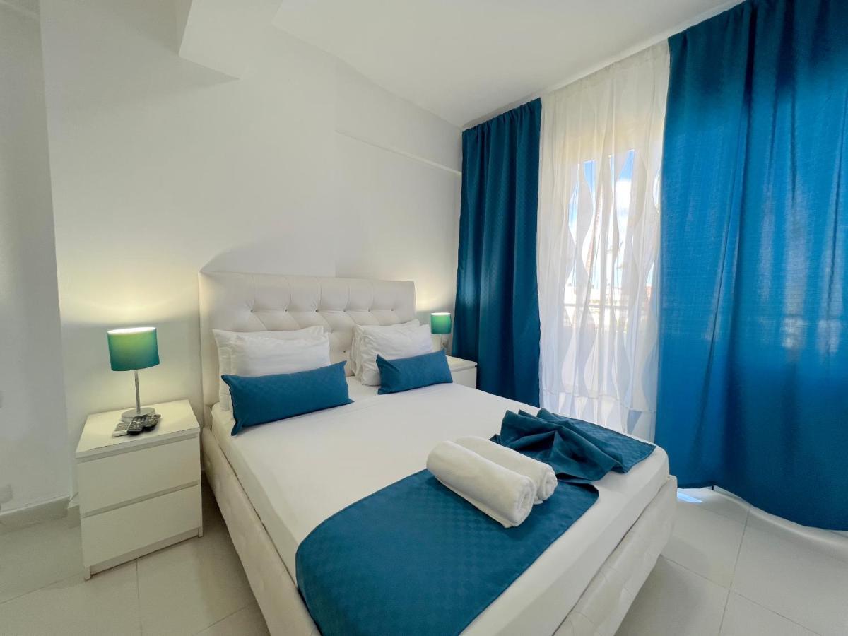 Vacation Studios With Rooftop Pool, Beach Club, Spa, Restaurants - Ducassi Collection - Playa Los Corales Punta Cana Room photo